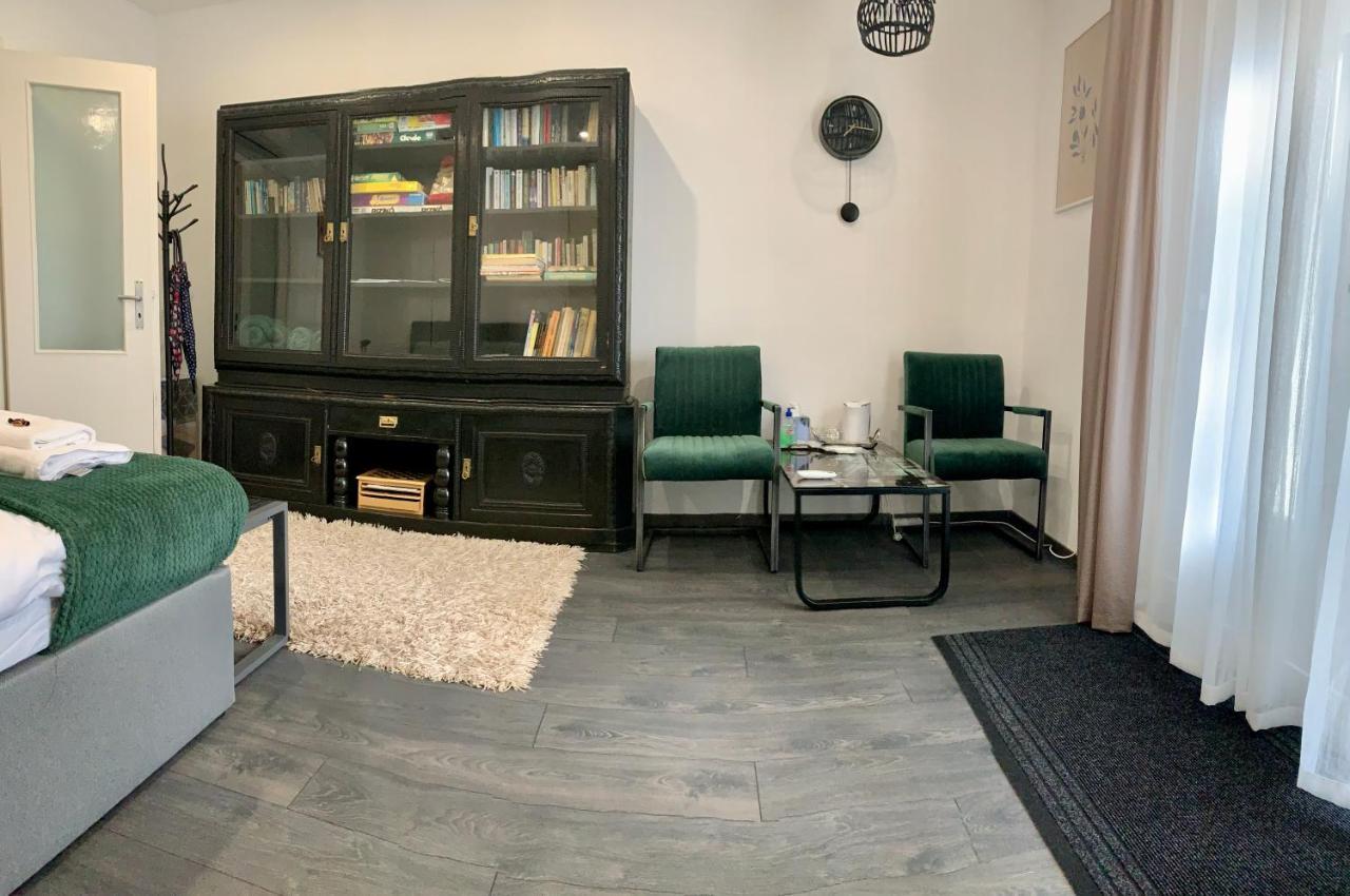 Dimora Apartman Debrecen Esterno foto